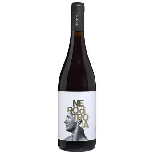 Cantine Teanum, 'Favugne' Nero di Troia